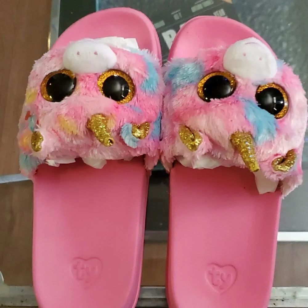 Beenie baby's slide
